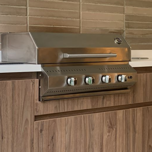 Asador Churrasquero a gas con tapa de lujo de empotrar - Imagen 3